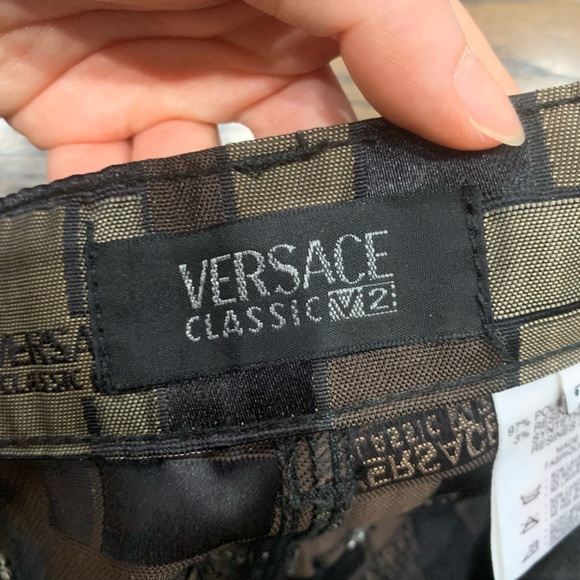 Like New Versace Vintage Women’s High Rise Pants Size 24 Made in Italy - Picture 5 of 10